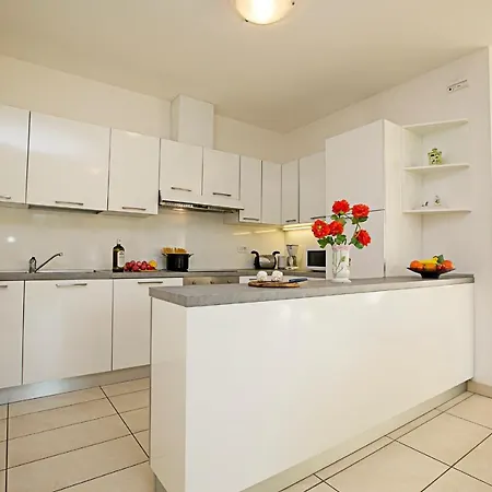 Apartamento Torbole Relax, Pool & Balcony